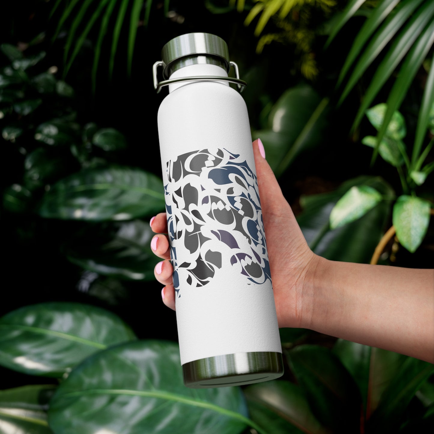 22oz Vacuum Insulated Stainless Steel Bottle with Persian Calligraphy Design - Double Wall, BPA Free, Spill-Proof, Scratch & Fade Resistant